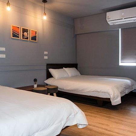 Easyliving Apartment Tainan Exterior photo
