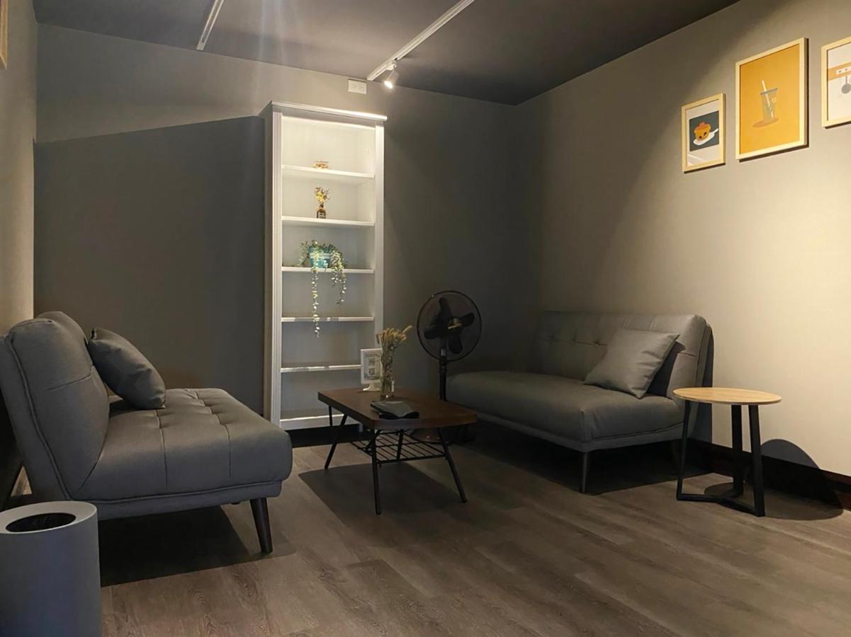 Easyliving Apartment Tainan Exterior photo