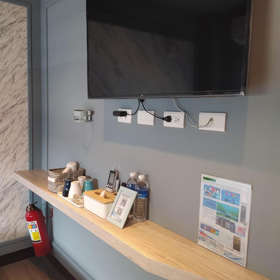 Easyliving Apartment Tainan Exterior photo